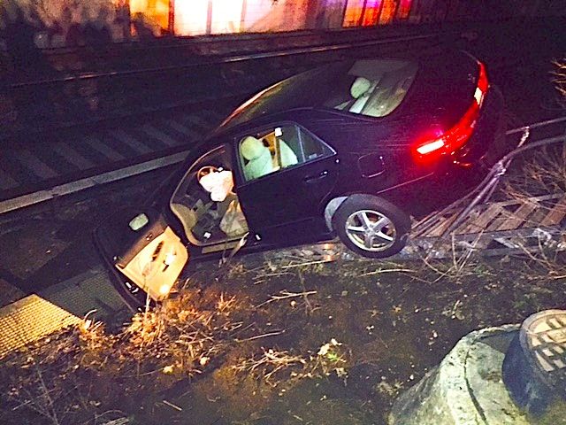 Husband of Great Neck school board prez hospitalized after crashing car near train tracks