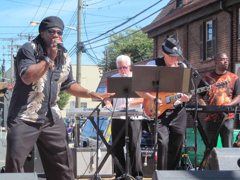 Mineola Street Fair’s new location allows growth Mineola Street Fair’s new location allows growth