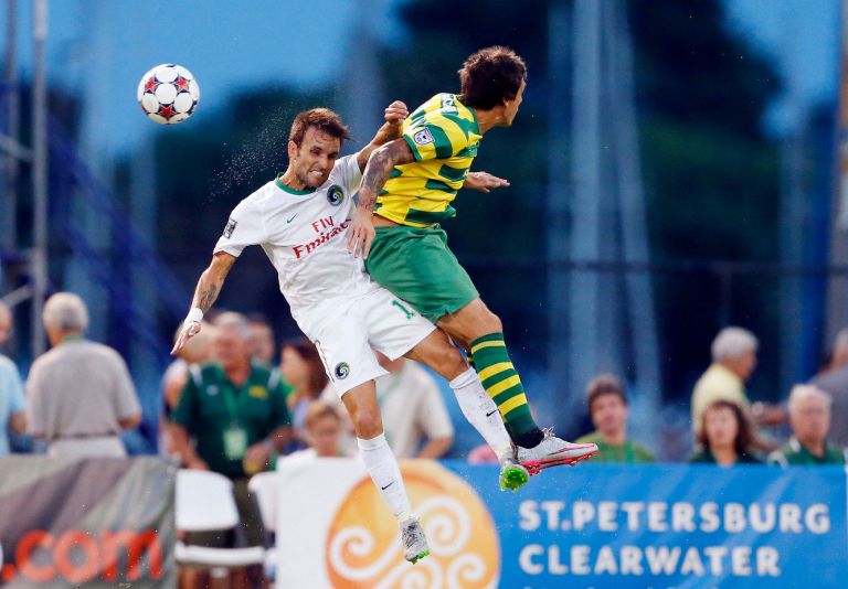 Tampa Bay Rowdies rough up Cosmos