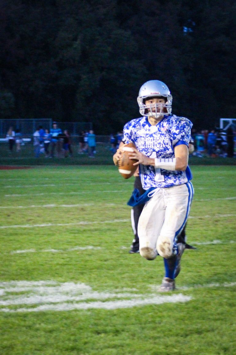 Herricks Highlanders will rely on returning QB Grau Herricks Highlanders will rely on returning QB Grau
