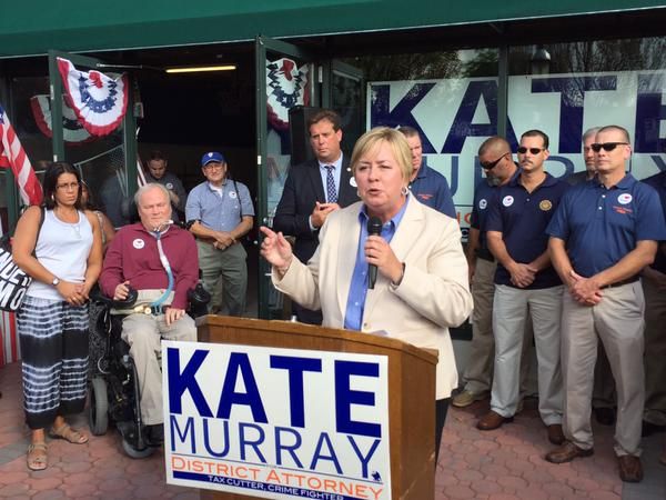 Murray slams Singas during opening of DA campaign office