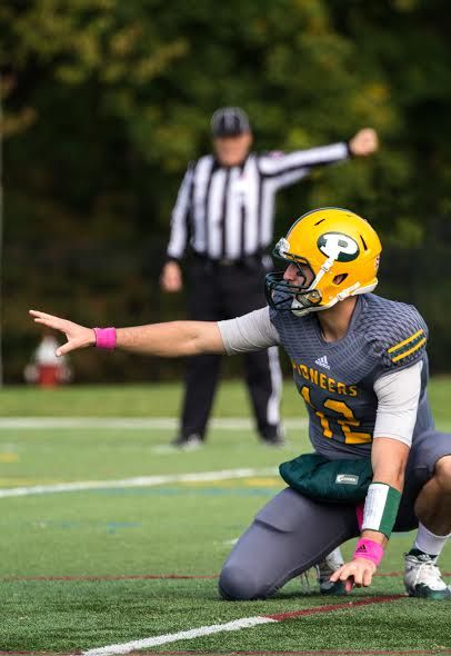 Pioneers lose heartbreaker to Bentley, 30-28