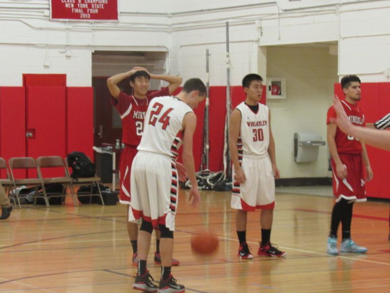Wheatley bounces past Mineola, 67-52