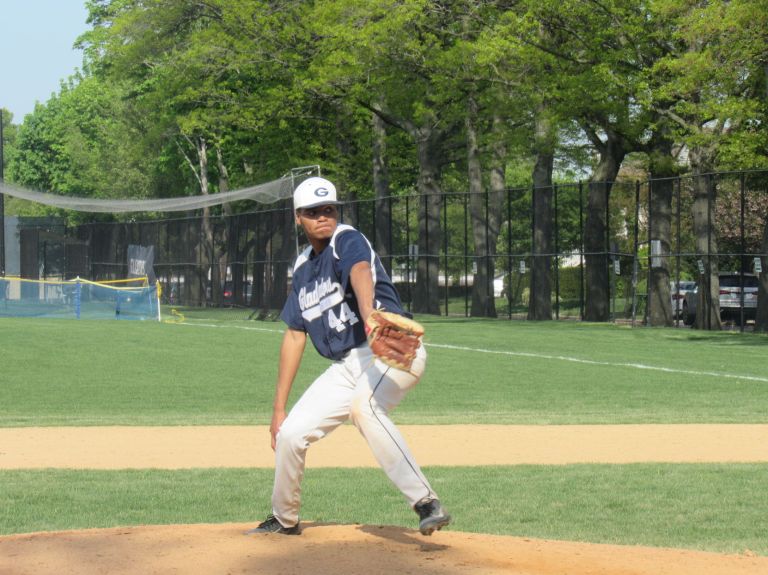 New Hyde Park shuts out Roslyn in final game New Hyde Park shuts out Roslyn in final game