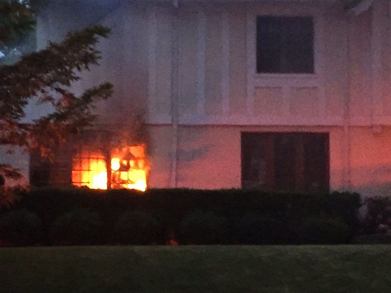 Pet birds die in Great Neck Estates house fire