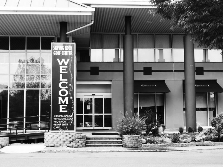 Golf course dining put on hold