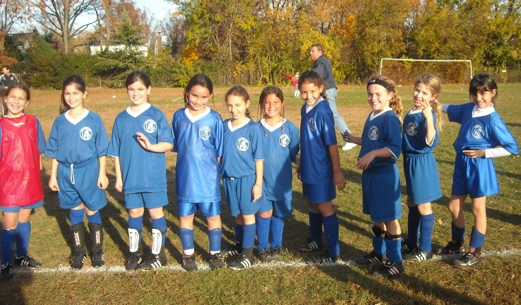 Blue Angels go undefeated Blue Angels go undefeated
