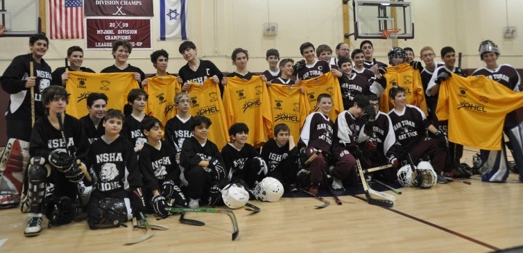Lions win game 6-2, hearts Lions win game 6-2, hearts