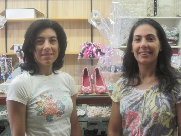 Sundae Palace a business that takes sisters home