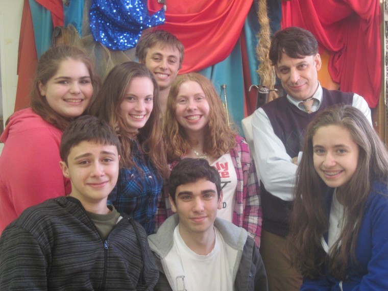 Herricks course sparks creativity