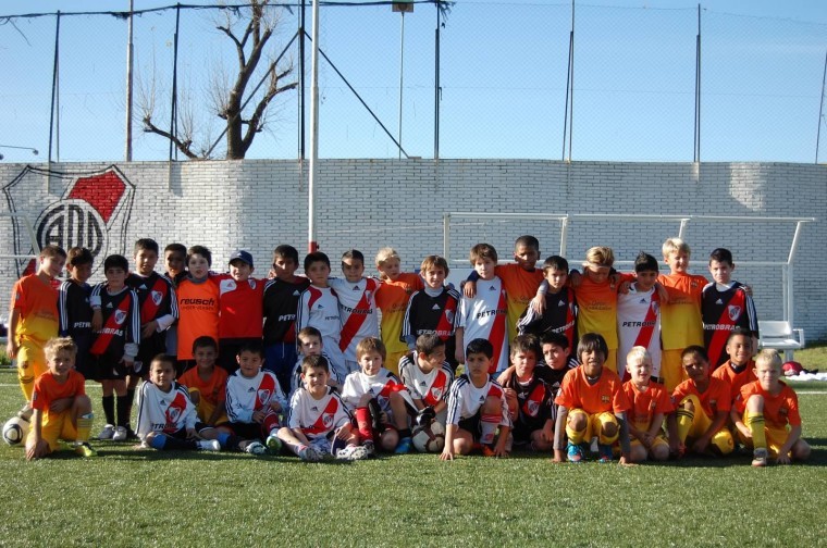Mineola soccer club’s wins span globe Mineola soccer club’s wins span globe