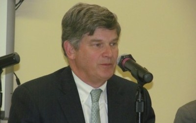 Bierwirth proposes cuts in teachers, programs Bierwirth proposes cuts in teachers, programs