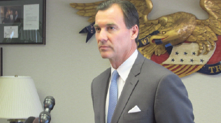 Suozzi fields questions in campaign kickoff Suozzi fields questions in campaign kickoff