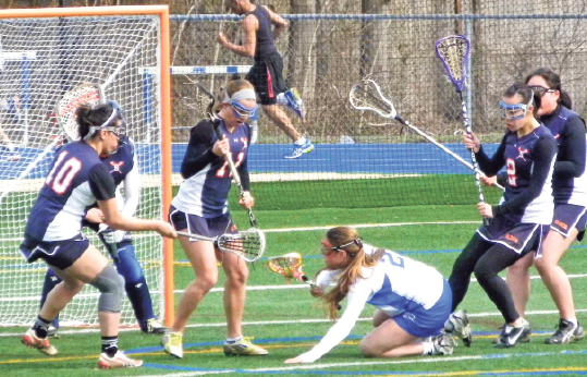 Lady Rebels defeated by Roslyn 14-5 Lady Rebels defeated by Roslyn 14-5