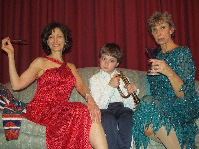 Herricks troupe’s fresh take on ‘Mame’
