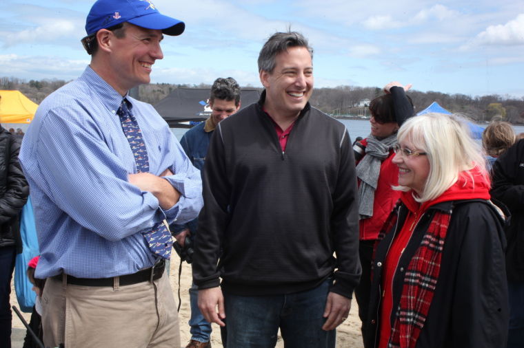 Town of North Hempstead announces rowing camps