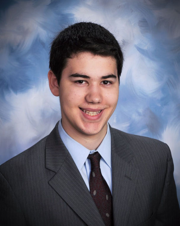 Forrest named Roslyn High School valedictorian