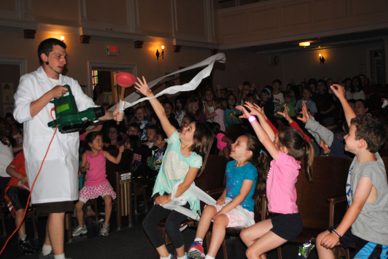 Mad science comes to Glenwood Landing Mad science comes to Glenwood Landing