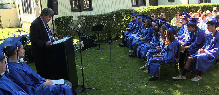 Grads on GNPS/TV