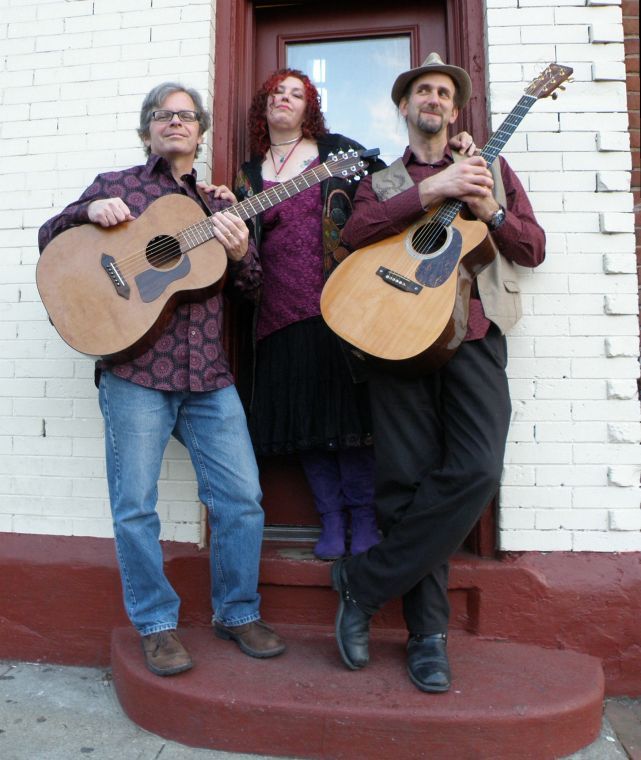 Folk-rock trio set to appear in Great Neck Folk-rock trio set to appear in Great Neck