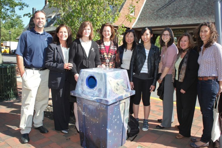 Recycling program taps student artists