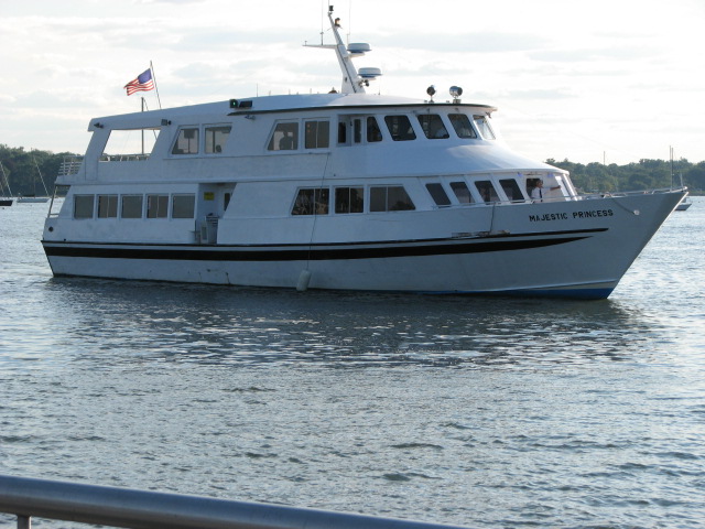 WP Rotary pays Lady Liberty a visit on cruise WP Rotary pays Lady Liberty a visit on cruise