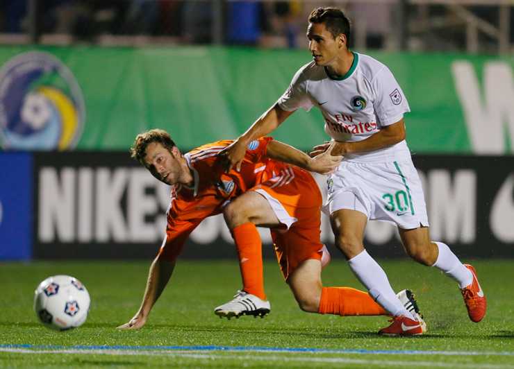 Cosmos cruise past Carolina Railhawks, 4-0