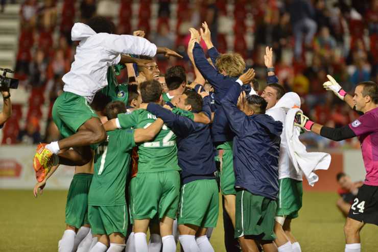 Cosmos earn entry to 2013 Soccer Bowl Cosmos earn entry to 2013 Soccer Bowl