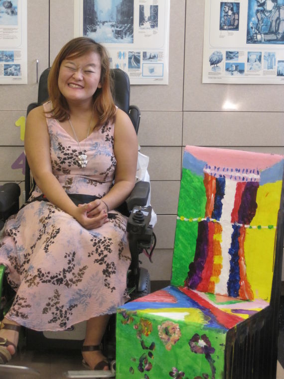 Handicap no obstacle to artistic success Handicap no obstacle to artistic success