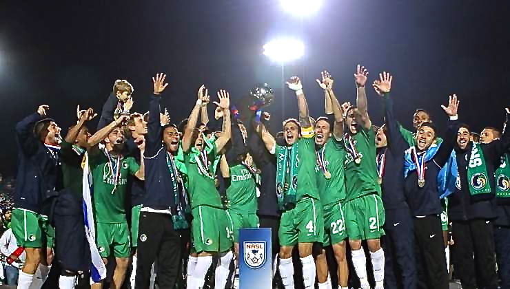 NY Cosmos capture NASL Soccer Bowl NY Cosmos capture NASL Soccer Bowl
