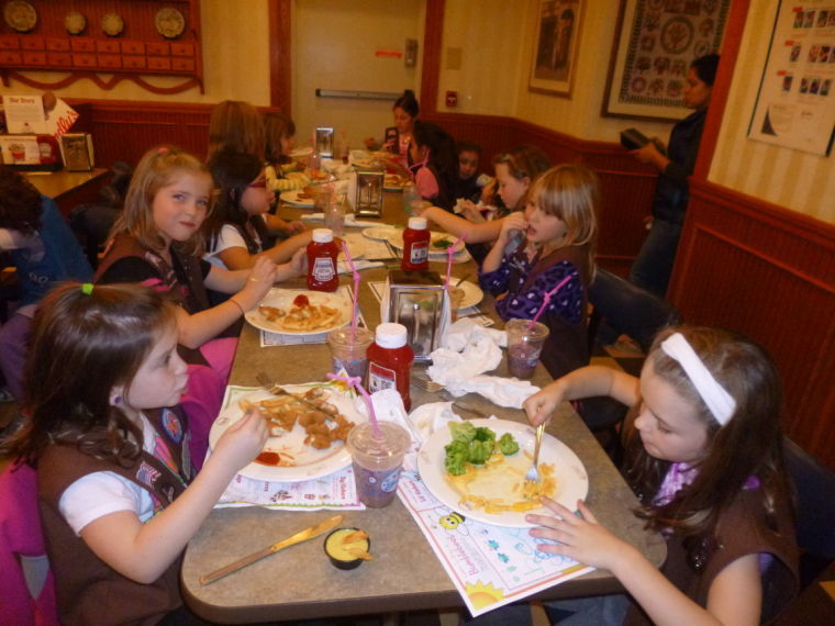 Brownies go to Friendly’s Brownies go to Friendly’s