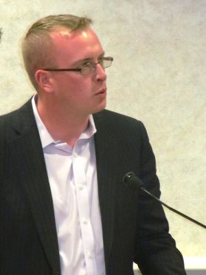 Mineola trustees deny health store permit Mineola trustees deny health store permit