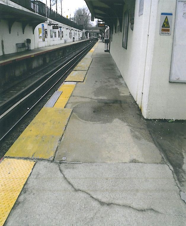 LIRR repairs partially close platform, stairs