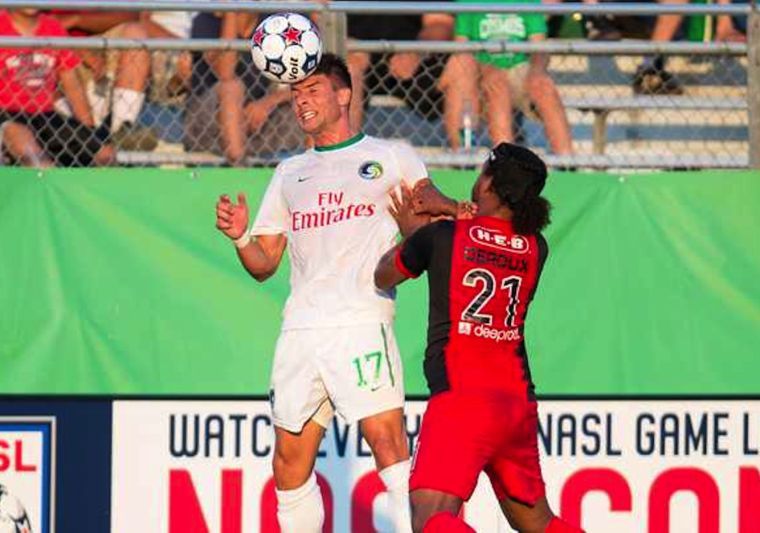 Scorpions sting Cosmos in fall opener, 3-1 Scorpions sting Cosmos in fall opener, 3-1
