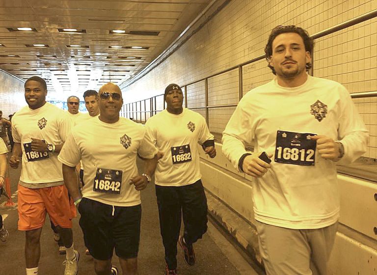 ‘Mavericks’ unite for Tunnel to Towers run