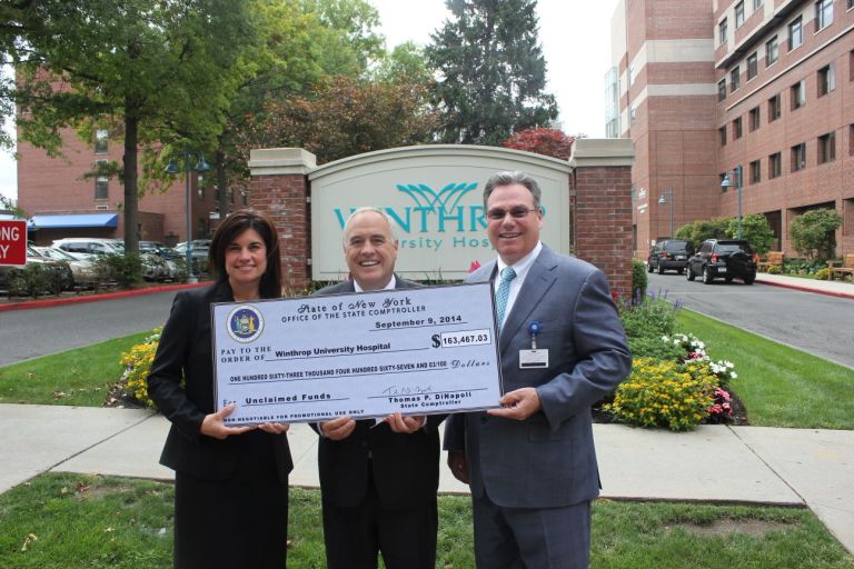 DiNapoli presents $163K check to Winthrop