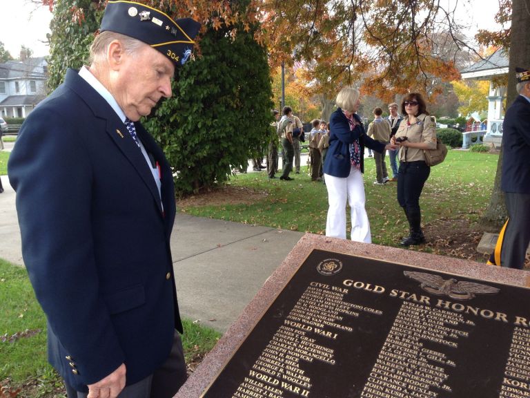 Manhasset holds Veterans Day service