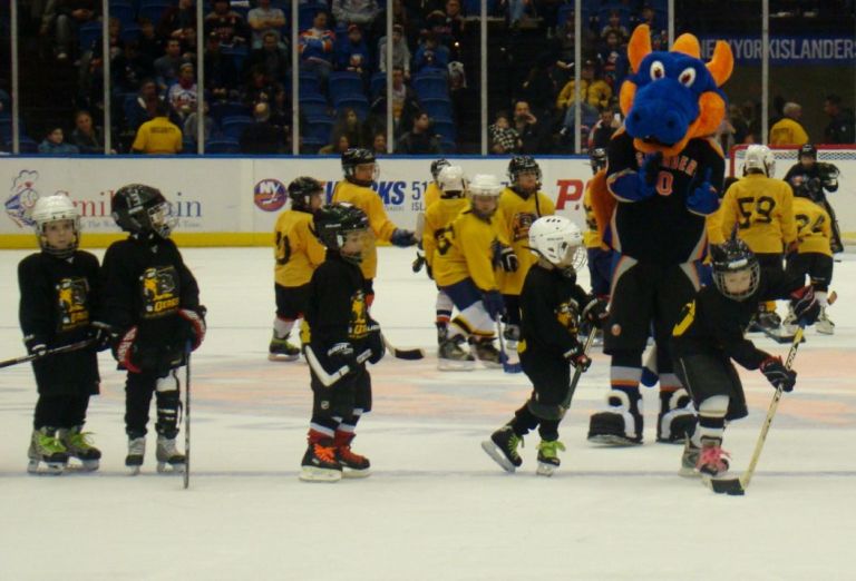 Great Neck Bears to skate at Coliseum Great Neck Bears to skate at Coliseum