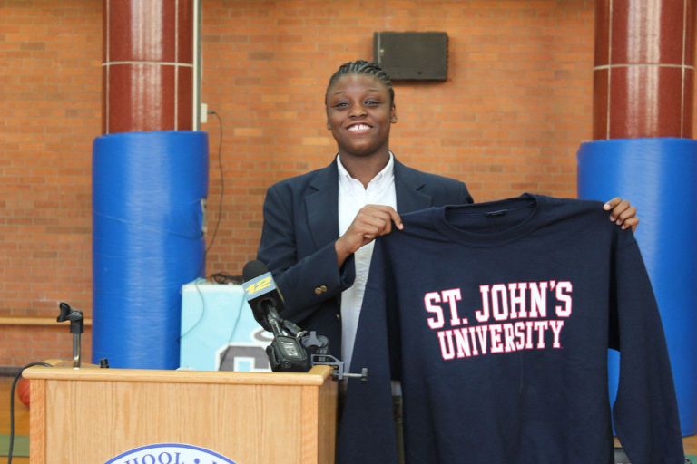 4 St. Mary’s girls commit to hoops 4 St. Mary’s girls commit to hoops