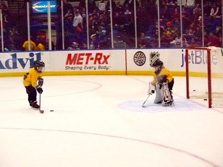 GNPD Bears skate at Coliseum