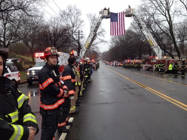 Firefighters say goodbye to deceased volunteer