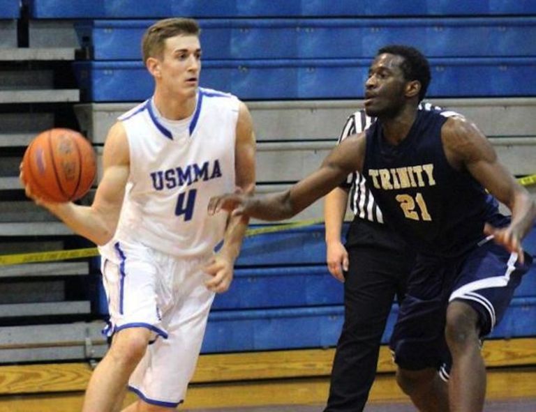 Mariners top Moravian Mariners top Moravian