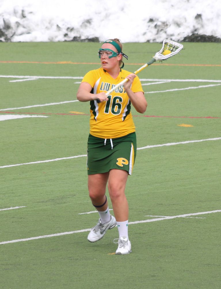 Women’s lacrosse extends win streak to eight