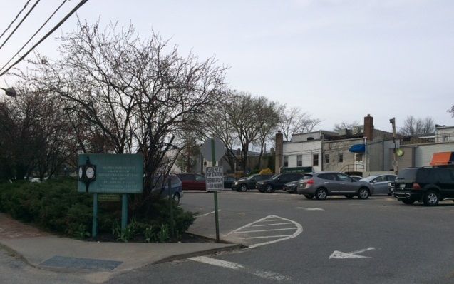 Consultant calls for Plaza parking changes