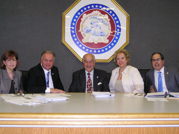 North Hills incumbents run unopposed