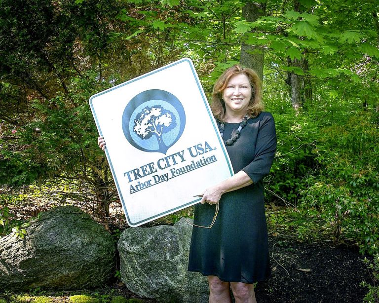 Flower Hill touts ‘Tree City’ distinction at annual Arbor Day celebration