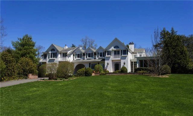 Old Westbury property once owned by former NYC mayor on market