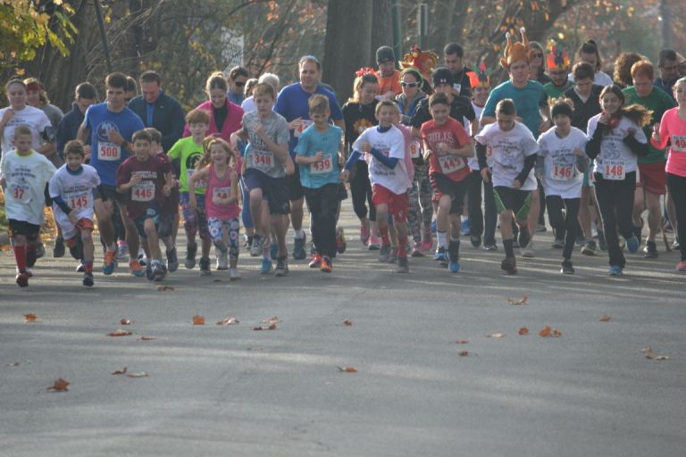 East Williston Drumstick Dash gets off to running start