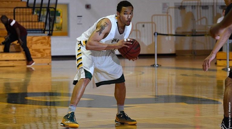 Post sails against Bloomfield, 95-81
