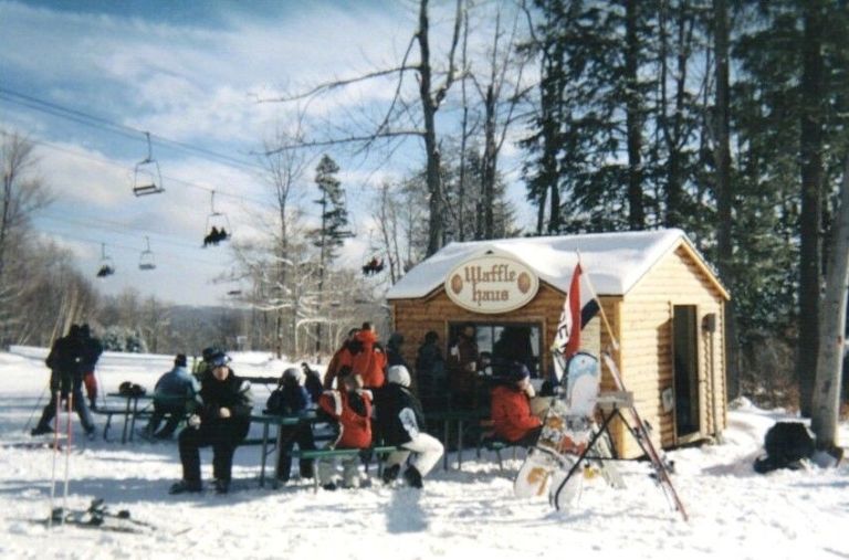 Vermont Ski Resorts Bundle Plenty of Joy This Holiday Season